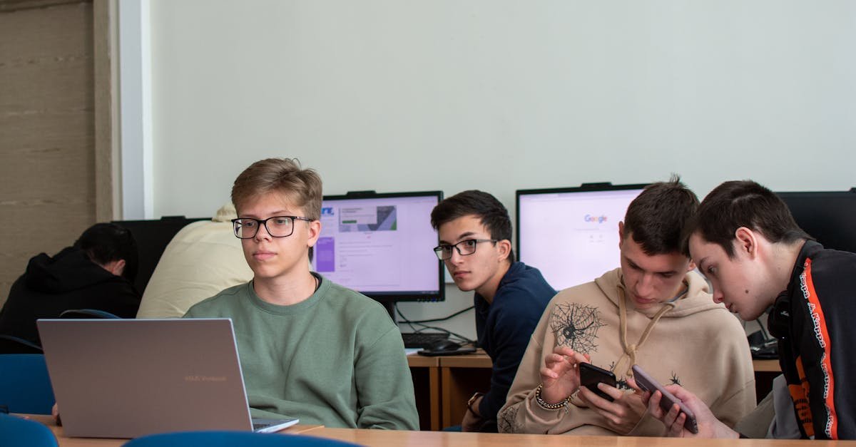 Pakiet turbo dla studenta: najlepsze bezpłatne programy do nauki, projektów i organizacji czasu