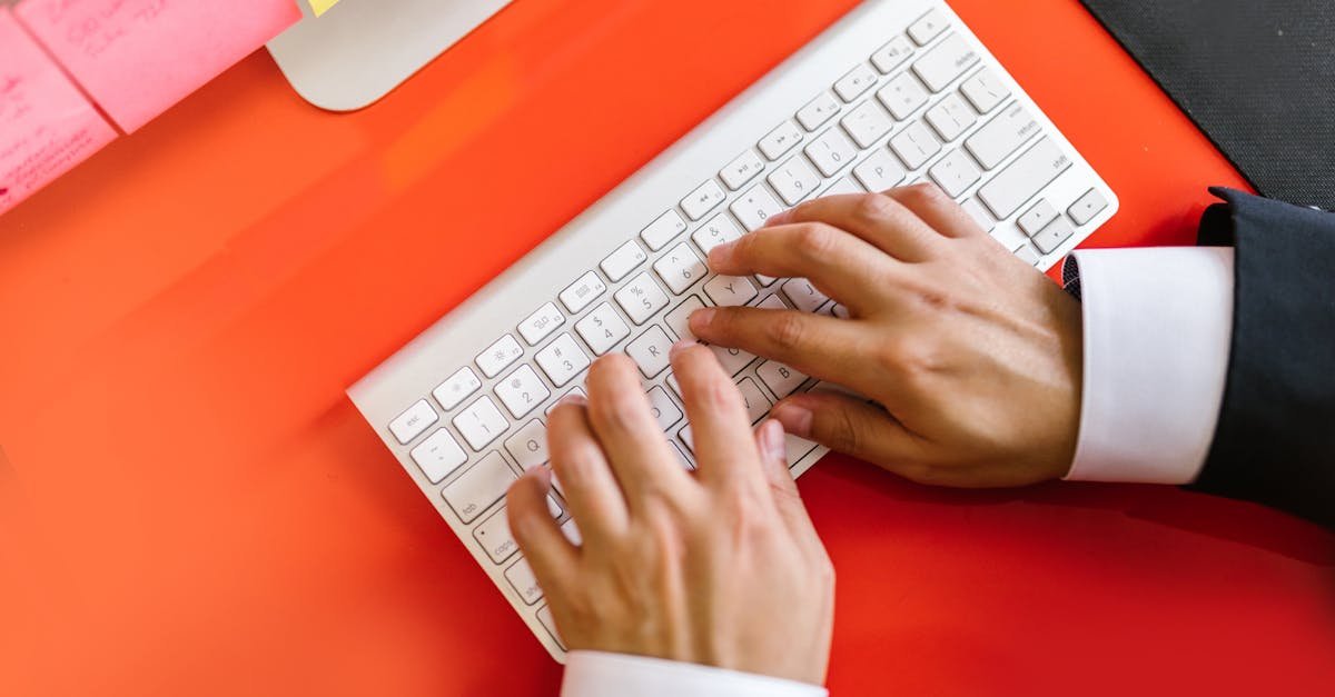 Pisz 2x szybciej w 30 dni: bezpłatny plan treningu klawiatury i najlepsze narzędzia online